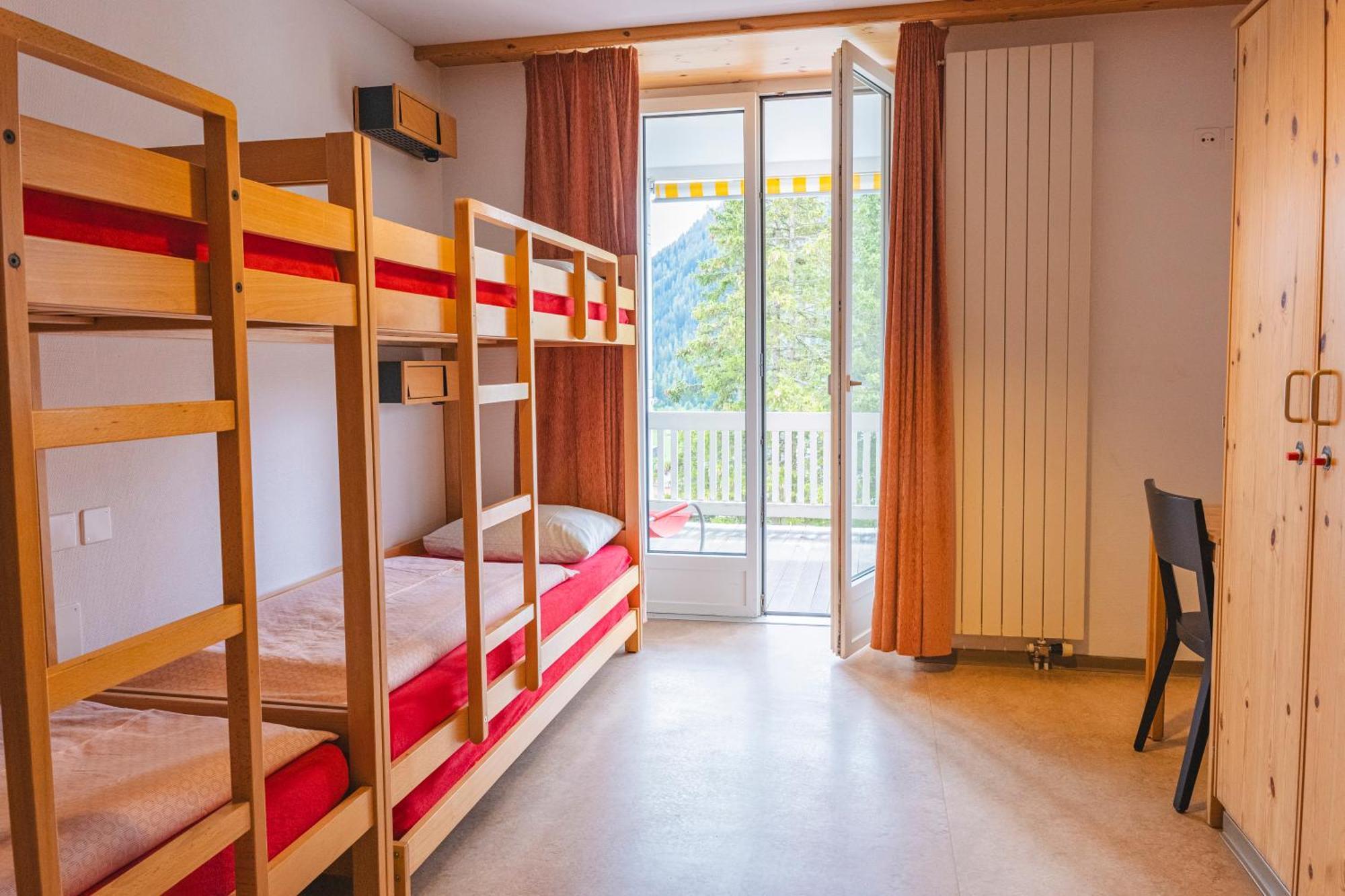 Davos Youth Hostel Kültér fotó