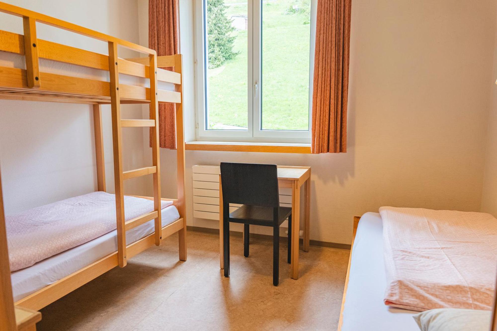 Davos Youth Hostel Kültér fotó